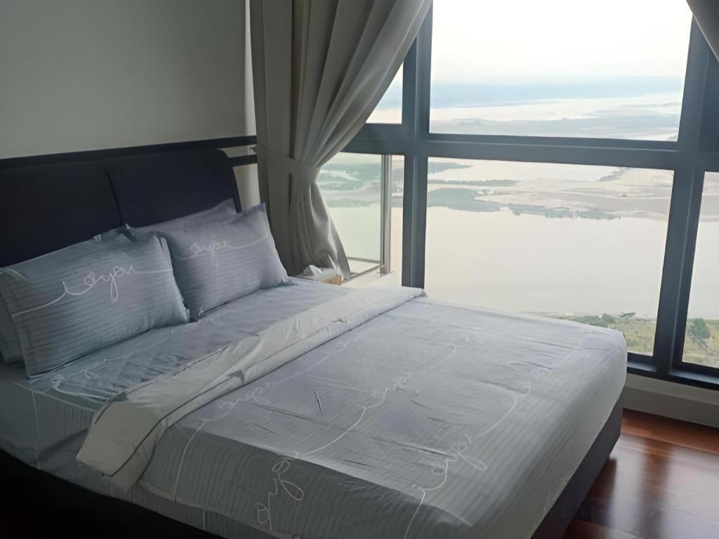 Zoom Inn Boutique Hotel - Danga Bay Johor Bahru Esterno foto