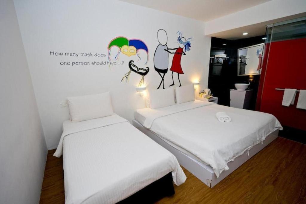 Zoom Inn Boutique Hotel - Danga Bay Johor Bahru Esterno foto