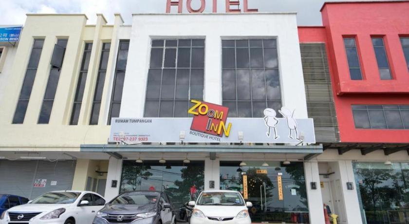 Zoom Inn Boutique Hotel - Danga Bay Johor Bahru Esterno foto