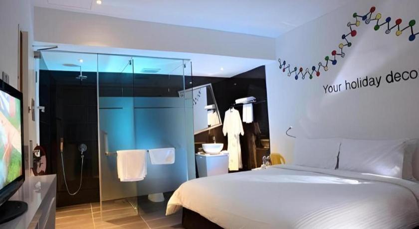 Zoom Inn Boutique Hotel - Danga Bay Johor Bahru Esterno foto