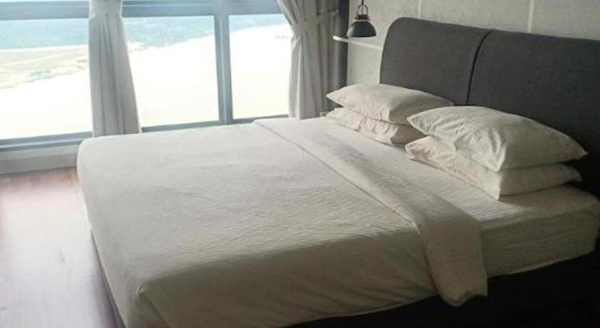 Zoom Inn Boutique Hotel - Danga Bay Johor Bahru Esterno foto