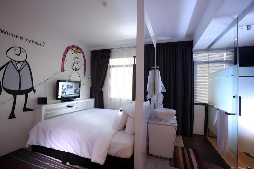 Zoom Inn Boutique Hotel - Danga Bay Johor Bahru Esterno foto